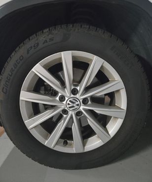 Volkswagen Tiguan 2.0 TDI Comfort 5N — пробег 102 000 км — фото 5 из 5