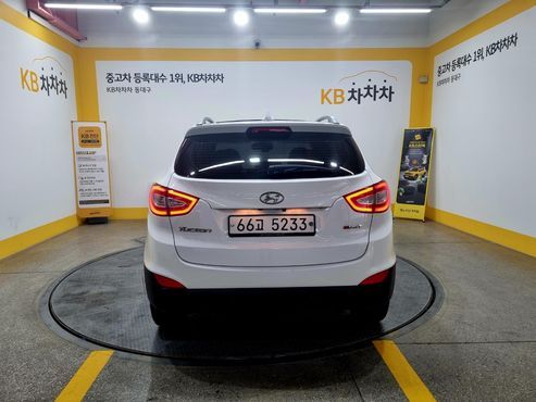 Hyundai Tucson Diesel(e-VGT) 2WD Smart special — пробег 120 560 км — фото 2 из 5