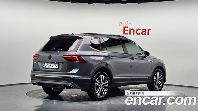Volkswagen Tiguan из Кореи Encar