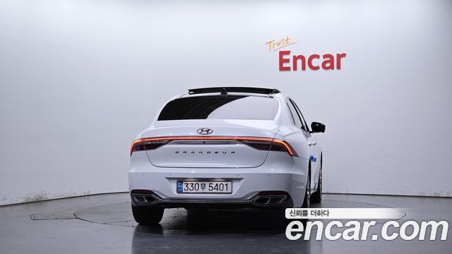 Hyundai Grandeur из Кореи Encar