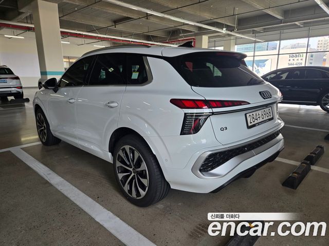 Audi Q3 TFSI Quattro S Line — пробег 4 284 км — фото 4 из 5