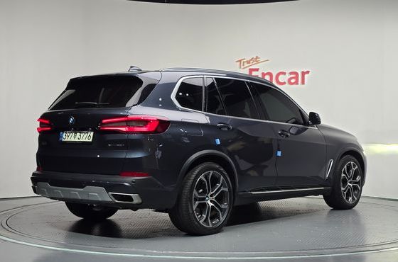 BMW X5 xDrive 40i xLine — пробег 139 402 км — фото 2 из 5
