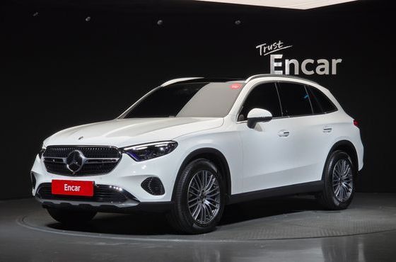 Mercedes-Benz GLC-Class GLC 300 4MATIC Avantgarde — пробег 4 326 км — фото 1 из 5