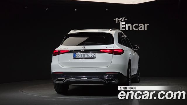 Mercedes-Benz GLC-Class GLC 300 4MATIC Avantgarde — пробег 4 326 км — фото 4 из 5