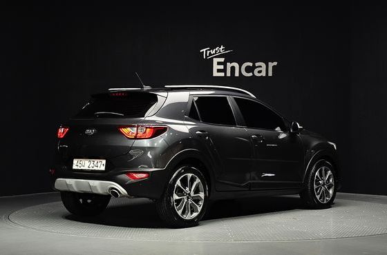 Kia Stonic Diesel 1.6 Trendy — пробег 90 986 км — фото 2 из 5