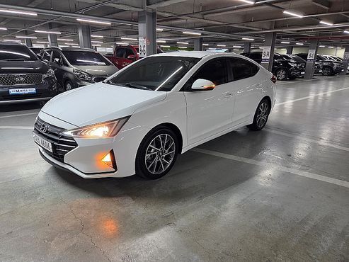 Hyundai AVANTE 1.6 Style — пробег 167 392 км — фото 1 из 5