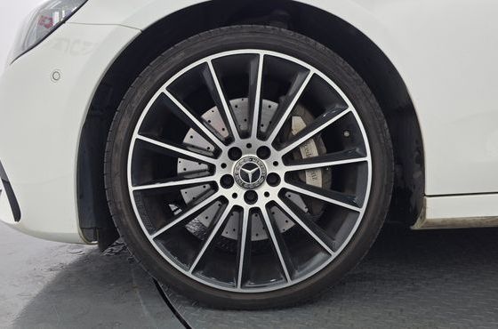 Mercedes-Benz E-Class E350 4MATIC AMG Line — пробег 70 474 км — фото 5 из 5