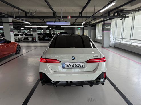 BMW 5-Series 520i M Sport — пробег 17 100 км — фото 4 из 4
