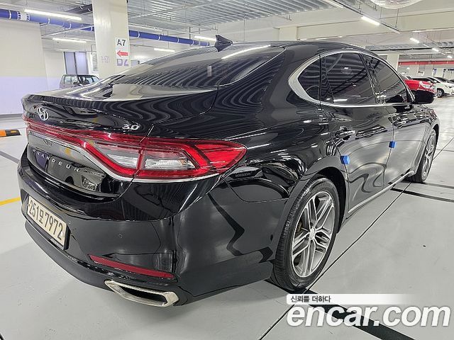 Hyundai Grandeur из Кореи Encar