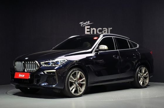 BMW X6 M50i — пробег 28 540 км — фото 1 из 5