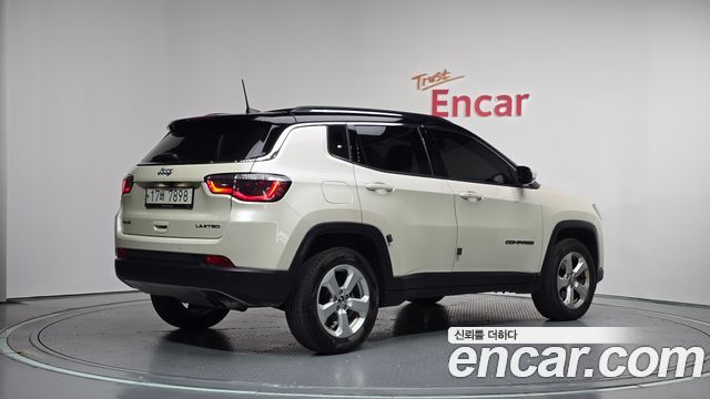 Jeep Compass из Кореи Encar