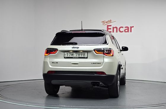 Jeep Compass 2.4 Limitied AWD — пробег 87 149 км — фото 4 из 5