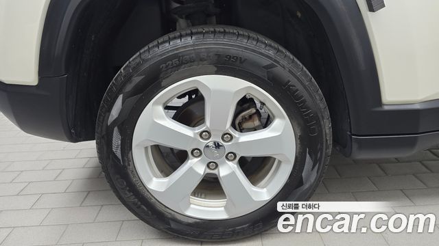Jeep Compass из Кореи Encar