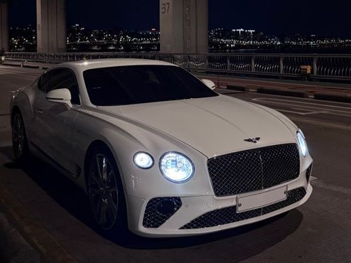 Bentley Continental 4.0 GT — пробег 41 300 км — фото 1 из 5