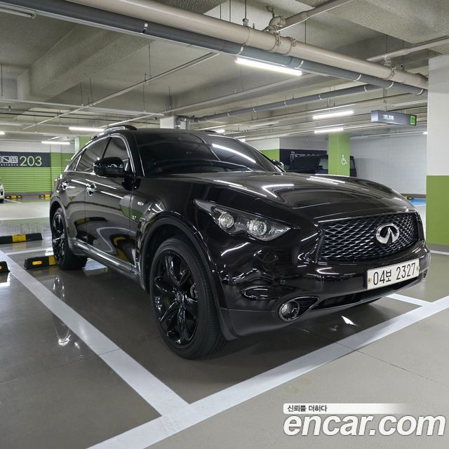 Infiniti QX70 3.7 AWD — пробег 146 950 км — фото 1 из 5