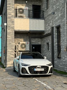Audi A6 40 TDI Quattro S Line — пробег 4 000 км — фото 5 из 5