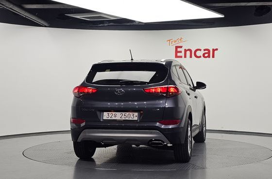 Hyundai Tucson Diesel 1.7 2WD Modern — пробег 109 896 км — фото 4 из 5