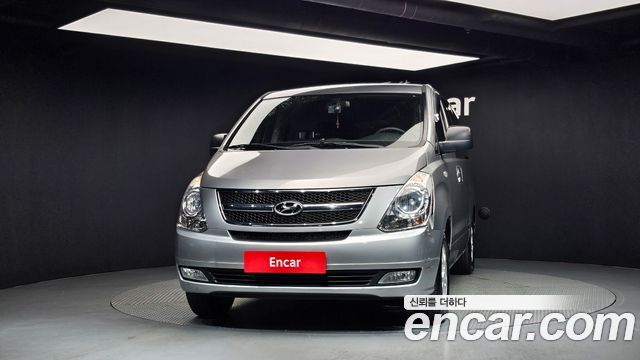 Hyundai Starex 12-Seater Wagon CVX Luxury — пробег 151 274 км — фото 3 из 5