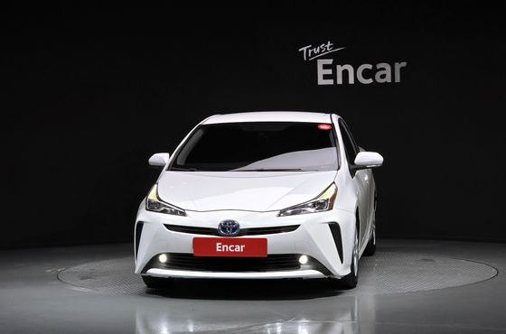 Toyota Prius 1.8 — пробег 135 181 км — фото 3 из 5