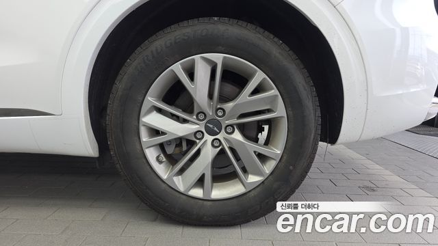 Genesis GV70 из Кореи Encar