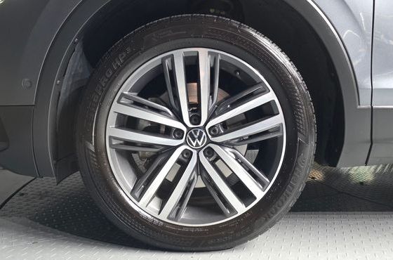 Volkswagen Tiguan 2.0 TSI Prestige — пробег 96 236 км — фото 5 из 5