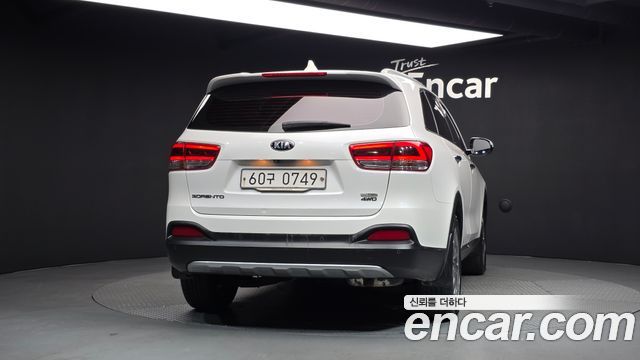 Kia Sorento Diesel 2.0 4WD Prestige — пробег 213 495 км — фото 4 из 5