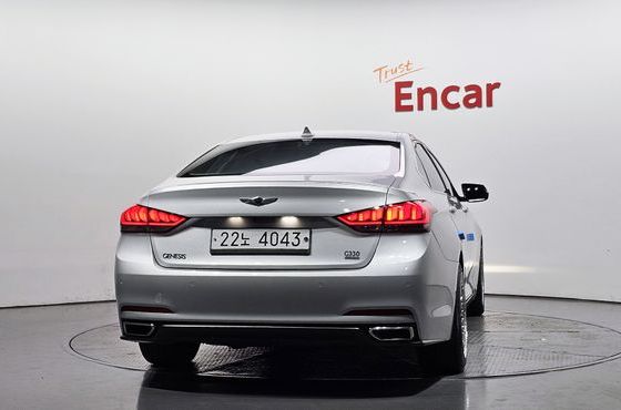 Hyundai Genesis G330 Premium AWD — пробег 215 568 км — фото 4 из 5