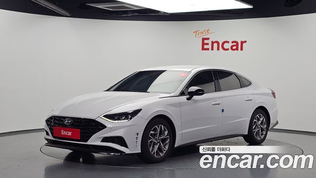 Hyundai Sonata 2.0 Premium Plus — пробег 37 617 км — фото 1 из 5