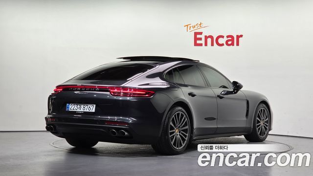 Porsche Panamera 3.0 AWD — пробег 69 626 км — фото 2 из 5