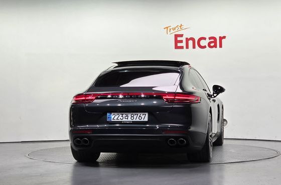 Porsche Panamera 3.0 AWD — пробег 69 626 км — фото 4 из 5