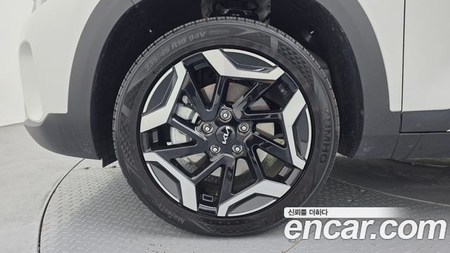 Kia Seltos Gasoline 1.6 Turbo 2WD Prestige — пробег 11 397 км — фото 5 из 5