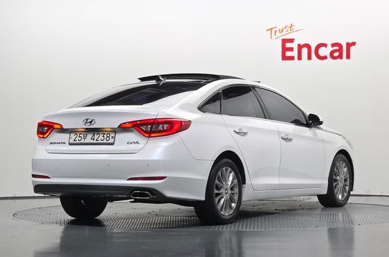 Hyundai Sonata 2.0 Smart — пробег 63 480 км — фото 2 из 5