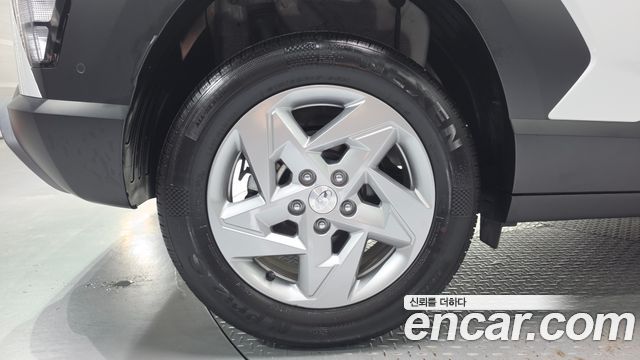Hyundai Kona Gasoline 2.0 2WD Premium — пробег 13 850 км — фото 5 из 5