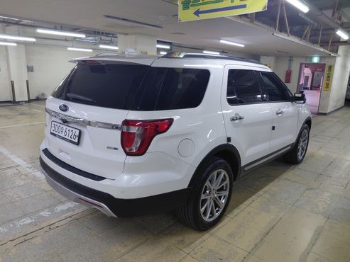 Ford Explorer 2.3 Limited 4WD 5th — пробег 98 174 км — фото 4 из 5