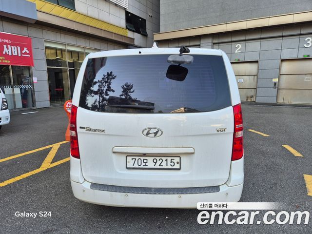 Hyundai Starex Wagon 11-Seater Smart — пробег 86 750 км — фото 3 из 5