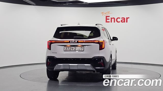 Kia Seltos из Кореи Encar