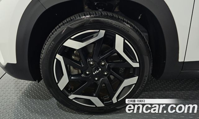 Kia Seltos из Кореи Encar