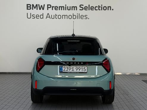 Mini Cooper 5 Door Favoured — пробег 19 км — фото 3 из 5