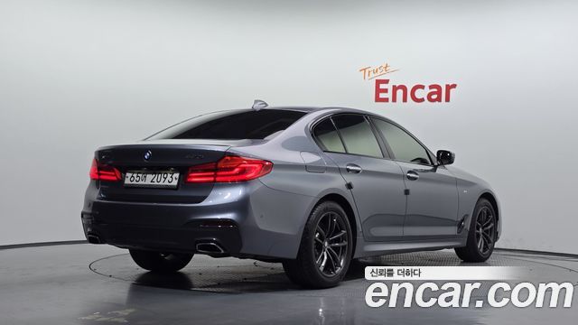 BMW 5-Series 530i xDrive M Sport Package Plus — пробег 86 868 км — фото 2 из 5