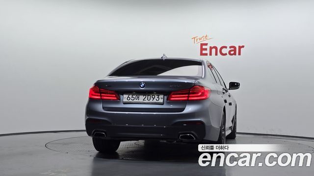 BMW 5-Series 530i xDrive M Sport Package Plus — пробег 86 868 км — фото 4 из 5