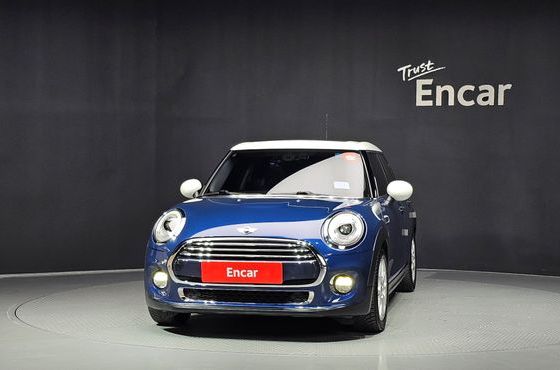 Mini Cooper 5Door HIGH 3rd — пробег 62 184 км — фото 3 из 5