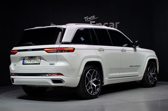 Jeep Cherokee 4xe Summit Reserve — пробег 73 450 км — фото 2 из 5