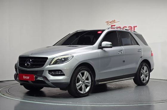 Mercedes-Benz M-class ML350 BlueTEC 4MATIC — пробег 122 876 км — фото 1 из 5