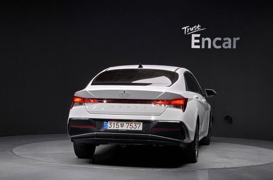 Hyundai AVANTE 1.6 Modern — пробег 24 437 км — фото 4 из 5