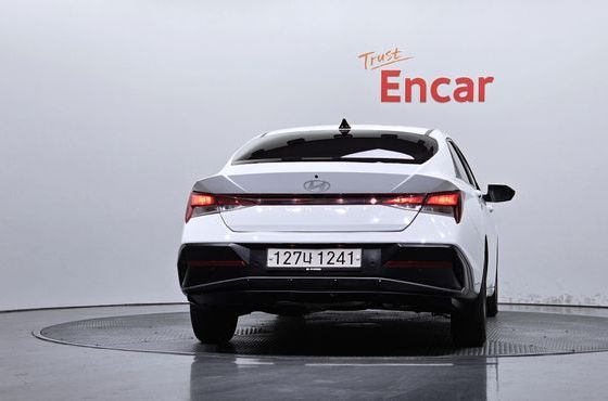 Hyundai AVANTE 1.6 Smart — пробег 89 651 км — фото 4 из 5