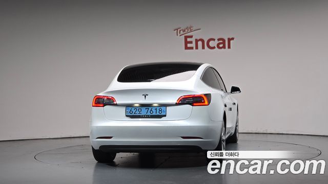 Tesla Model 3 Standard Range Plue RWD — пробег 75 739 км — фото 4 из 5