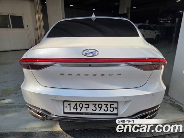 Hyundai Grandeur из Кореи Encar