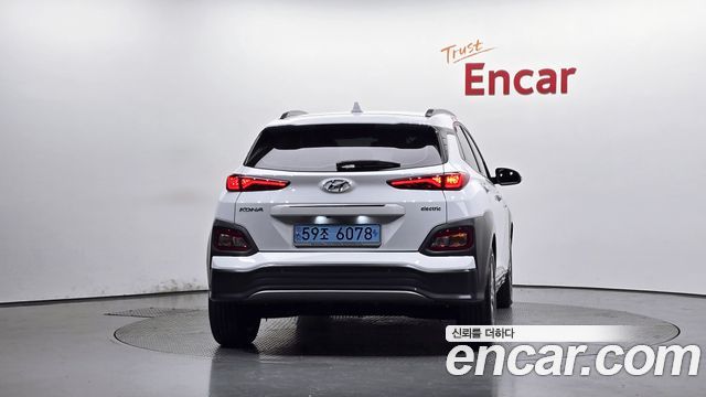Hyundai Kona Premium — пробег 229 113 км — фото 4 из 5
