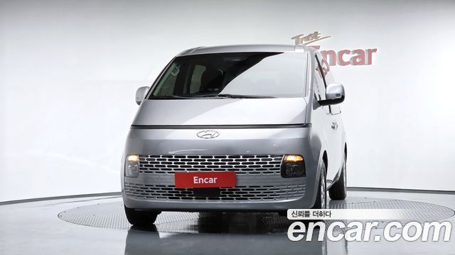 Hyundai Staria Tourer 11-Seater Modern — пробег 33 691 км — фото 3 из 5