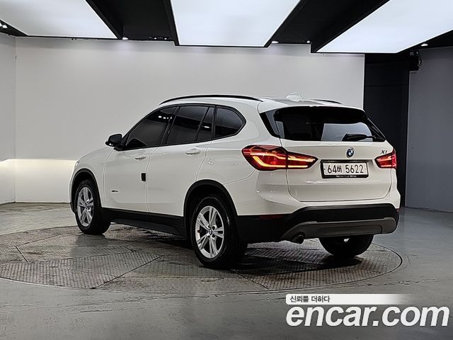 BMW X1 xDrive 18d — пробег 87 365 км — фото 3 из 5